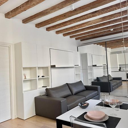 Gold'S House Apartment Триест Екстериор снимка